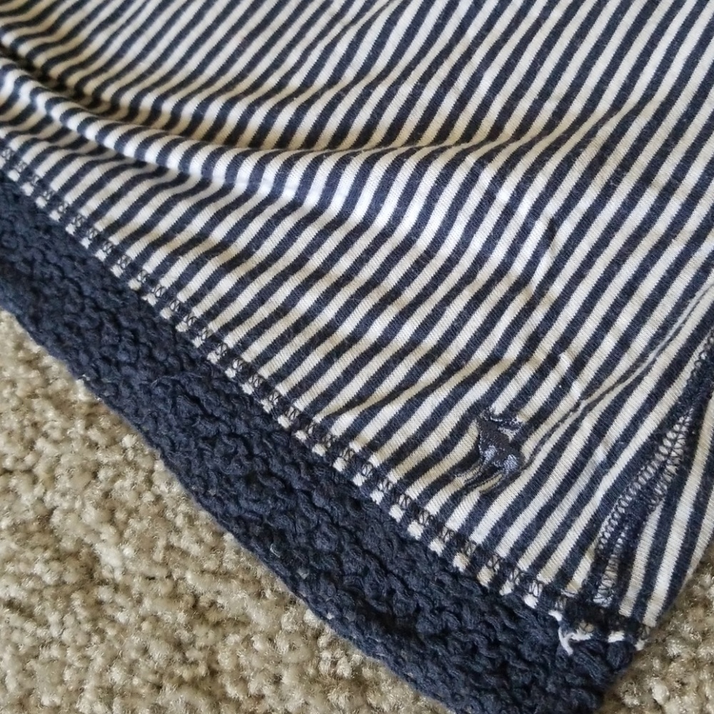 COPY - Navy blue and white striped strapless top - Picture 3 of 4